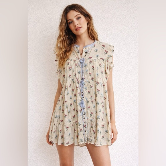 Free People Dresses & Skirts - Floral Dream Peter Pan Sherpa Jacket